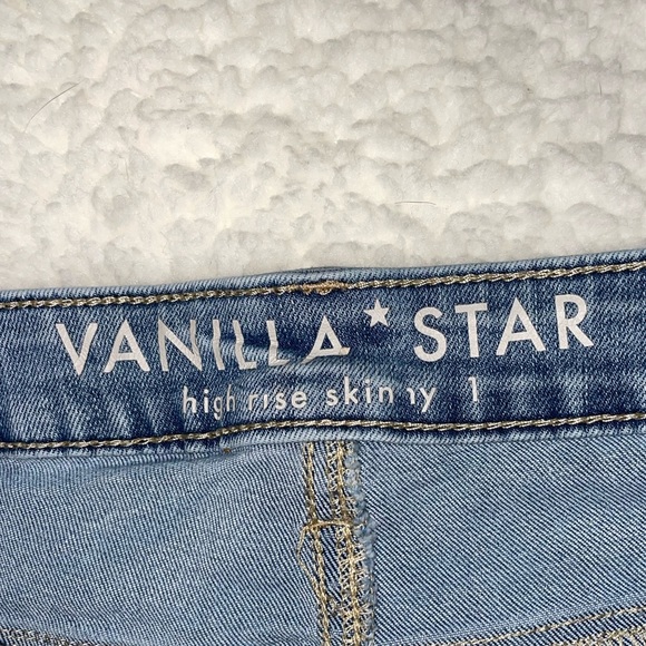 Vanilla Star Ripped Jeans - Picture 2 of 5